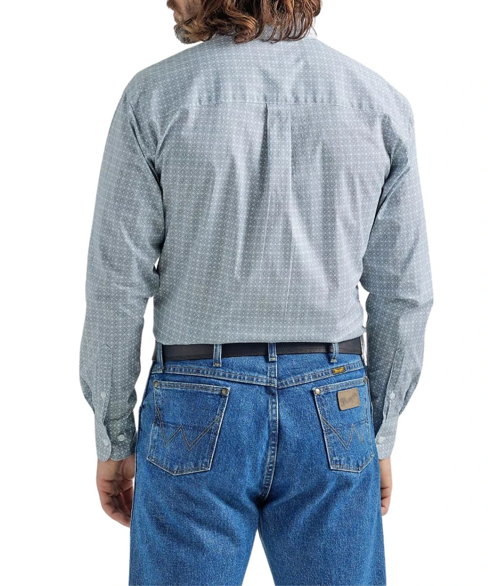 Wrangler Men's George Strait Button Down Shirt 2 Wrangler Men's George Strait Button Down Shirt - Image 2