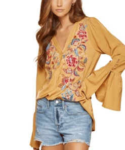 Cowpokes Bootique Women's Marigold Embroidery Top